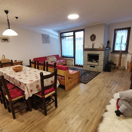 Casa Cinque Funghi A Folgarida Apartman Kültér fotó