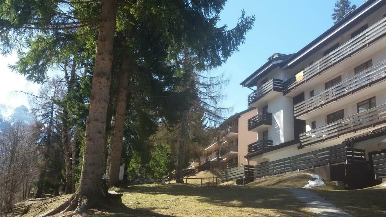 Casa Cinque Funghi A Folgarida Apartman Kültér fotó